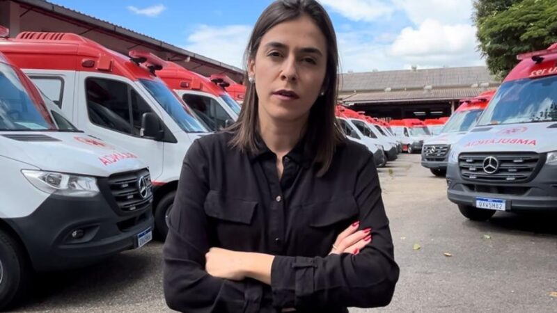 Lohanna denuncia que ambulâncias paradas do Governo de Minas estão no pátio do DER