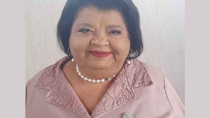 Faleceu hoje a ex-colunista Elza Lopes