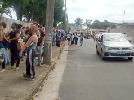 Covid-19: Idosos acima de 90 anos terão 430 doses de vacinas nesta quinta, 18/02