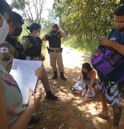 Multas de R$ 95,95 para quem estava nas cachoeiras fiscalizadas no fim de semana