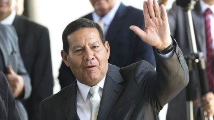 MP pede ao TCU para trocar Bolsonaro por Mourão na gestão da Covid-19