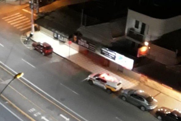 Polícia aborda e prende suspeito na Avenida Jove Soares