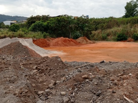 Prefeitura coloca cinco imóveis à venda no bairro Fazenda da Chácara