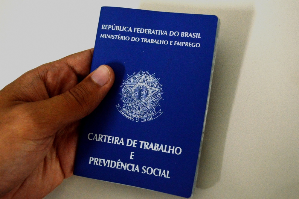 Itaúna está em 3º lugar das cidades que mais geraram emprego na região em junho