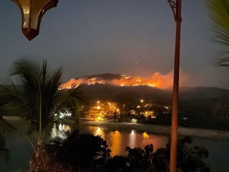 Mata próxima à Barragem do Benfica arde em chamas