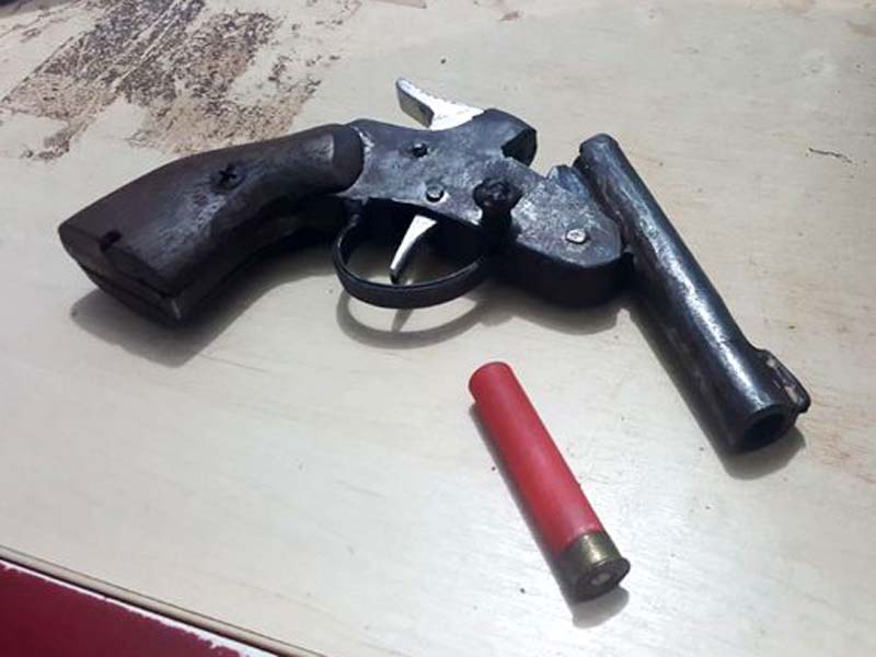 Homem é detido com arma artesanal em Itaúna