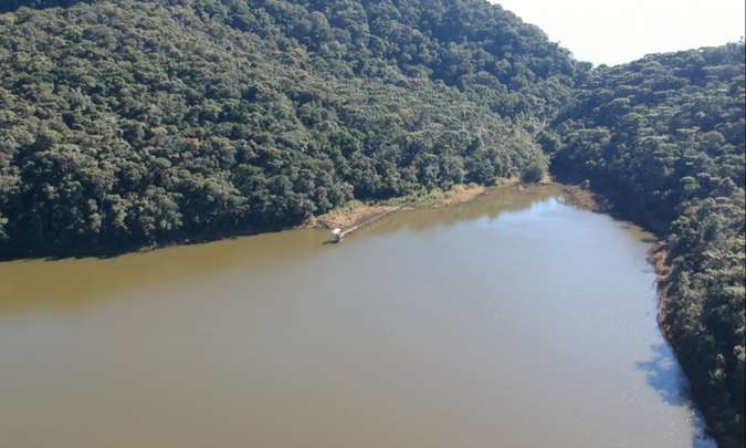 Barragem em Minas corre risco de rompimento e moradores são evacuados