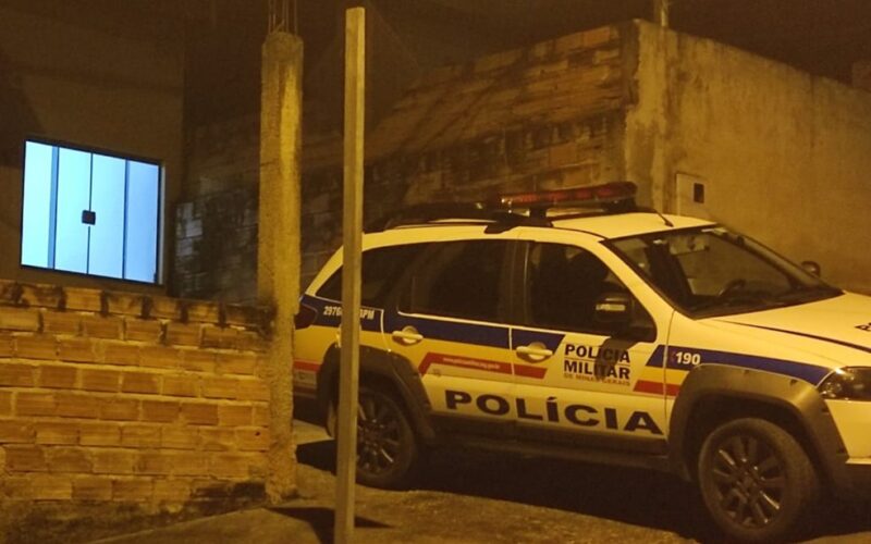 Filho é suspeito de matar mãe a facadas dentro de casa em Monte Sião