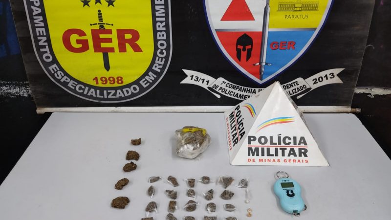 Droga é apreendida no Bairro Irmãos Auler