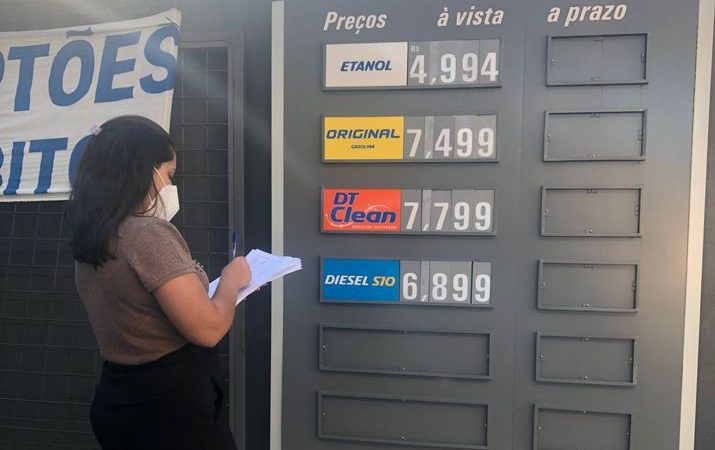 Procon notificou 12 postos de combustíveis em Itaúna