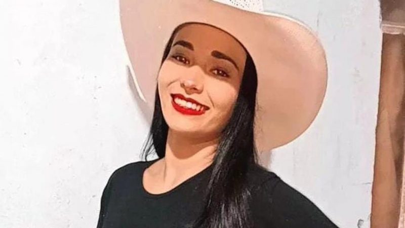 PC diz que motorista do carro onde estava candidata da Divinaexpo é quem causou acidente