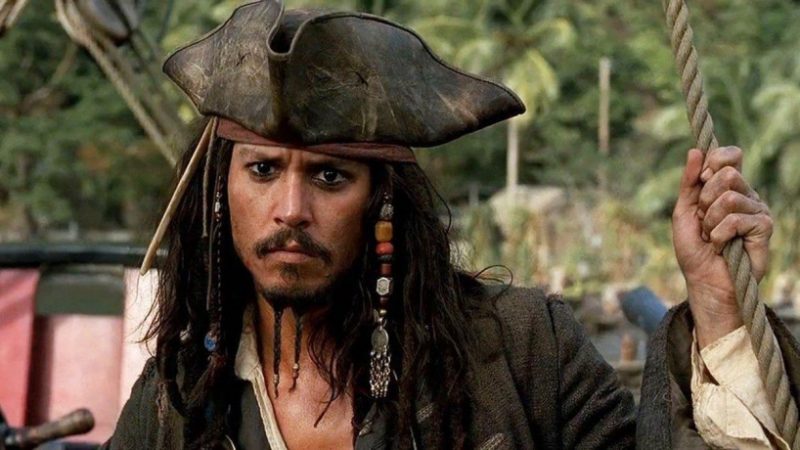 Golpe: mulher acredita que namora Johnny Depp e perde mais de 200 mil reais