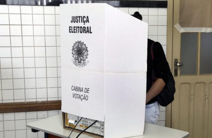 Os 10 candidatos mais votados a deputado estadual e federal em Itaúna