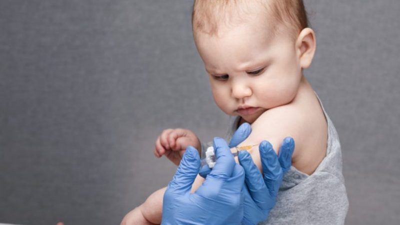 Bebês já podem receber a vacina contra a Covid-19 em Itaúna