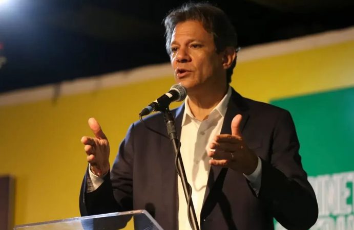 Haddad pede que governo Bolsonaro não prorrogue desoneração de combustíveis