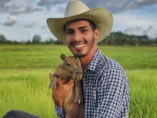 Filó pode voltar para o seu tutor. Veja o vídeo da rotina do filhote de capivara