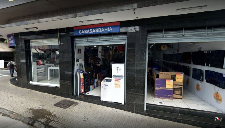 Consumidora denuncia que Casas Bahia em Itaúna vende produtos usados como novos