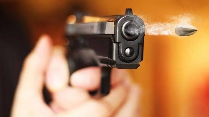 Desconhecidos disparam pelo menos 21 vezes em uma casa no centro de Itaúna