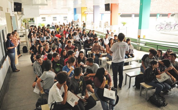 Escolas públicas de  Itaúna recebem projeto de inovação, criatividade e empreendedorismo