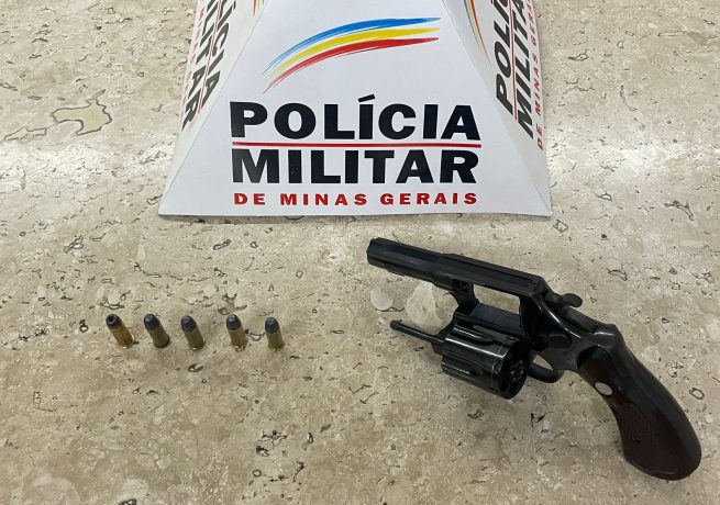 Três homens foram presos durante negociação de arma no Bairro Morada Nova