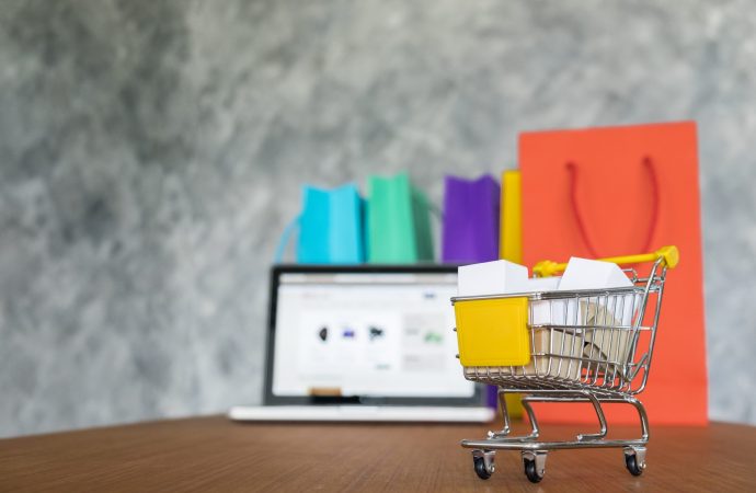 Governo cria novas regras para compras online internacionais de até US$ 50