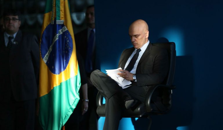 PF vai ouvir suspeitos de hostilizar Alexandre de Moraes na Itália