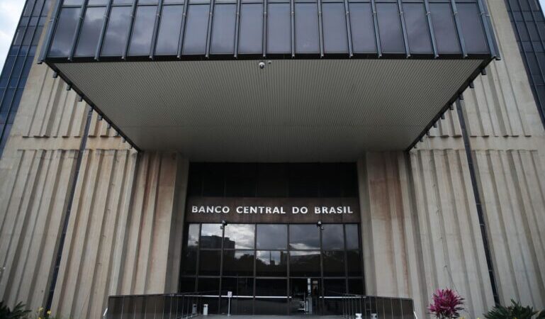 Banco Central diminui Taxa Selic pela primeira vez em três anos