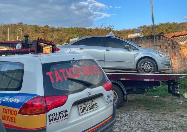 Acionada por causa de atrito comercial, Polícia Militar acaba descobrindo carro roubado