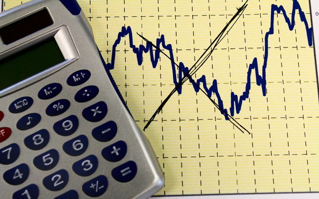 Mercado aumenta para 2,56% a estimativa de crescimento do PIB brasileiro neste ano