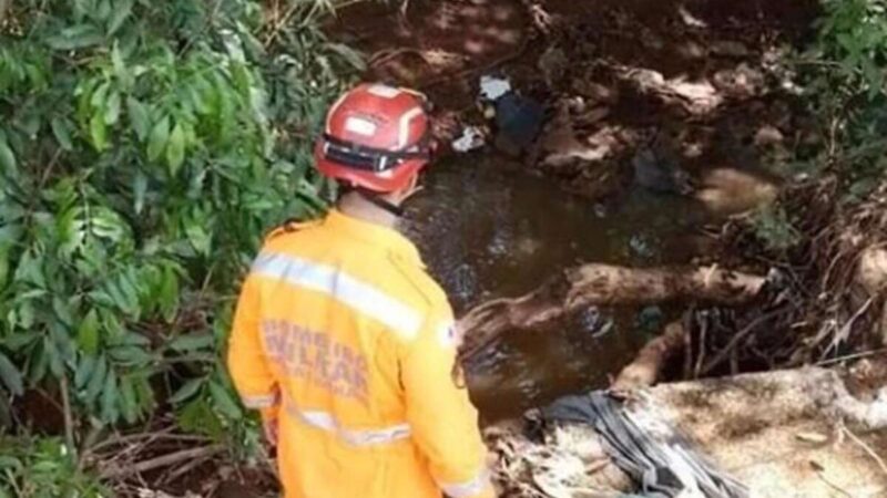 Crianças caem em bueiro e, apesar da falta de sinais vitais, são reanimadas pelo CB