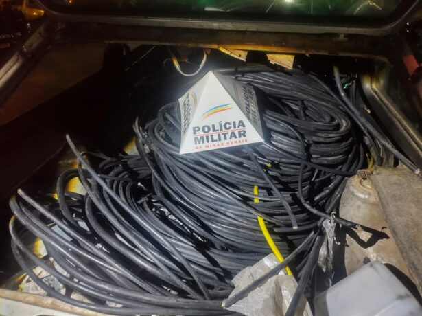 Ladrões de fios elétricos e cabos são presos em flagrante pela PM