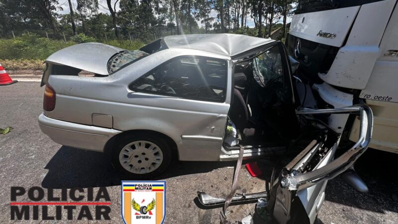 Motorista do carro envolvido em acidente na MG 050 tinha mandado de prisão em aberto