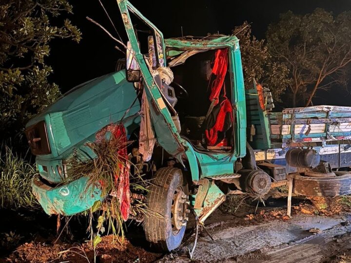 Motorista morre na BR 354 depois de derrapar na pista molhada e cair em uma ribanceira