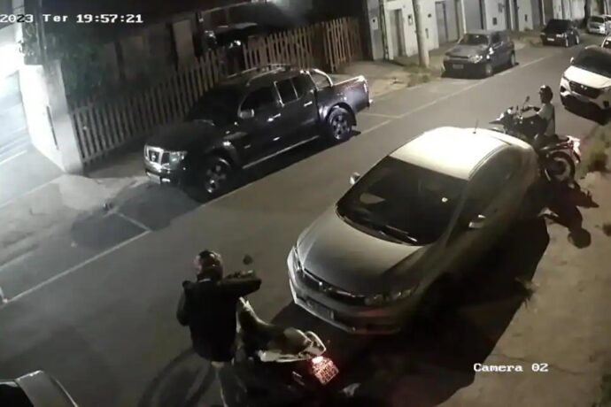 Vídeo: moradores de rua na Pampulha denunciam furtos; em novembro foram 17 veículos