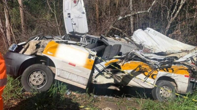 Acidente entre caminhão e van escolar deixa pelo menos dois mortos e oito feridos em Minas