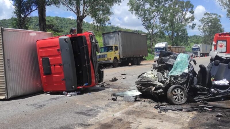 Causa do acidente na MG 050 pode ter sido falta da distância de segurança entre os veículos