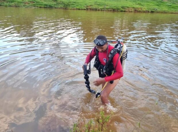 Jovem é vítima de afogamento em lago na cidade de Cláudio