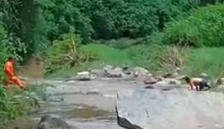 Vídeo: bombeiros são acionados para salvar homem embriagado preso em pedras de rio