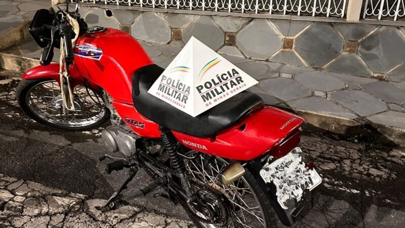 PM prende motociclista e apreende moto com placa de outro veículo