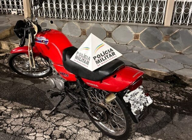 PM prende motociclista e apreende moto com placa de outro veículo