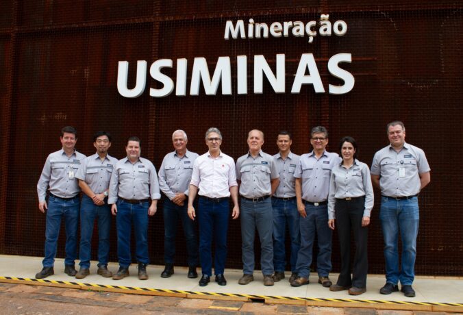 Mineração Usiminas recebe governador Romeu Zema em Itatiaiuçu