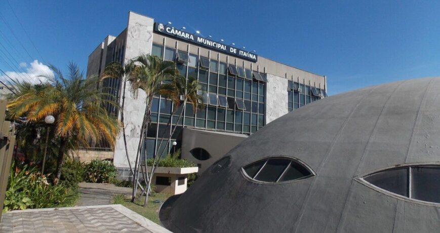 Salário de vereador em Itaúna passa de R$ 8.907,00 para R$13.202,55 em 2025