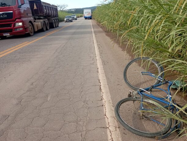 Ciclista ainda não identificado morre após ser colidido por ônibus na MG 431, em Itaúna
