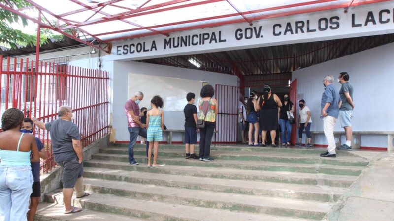 Estudante de 13 anos é suspeito de esfaquear dois colegas, de 12 e 13 anos, em Minas
