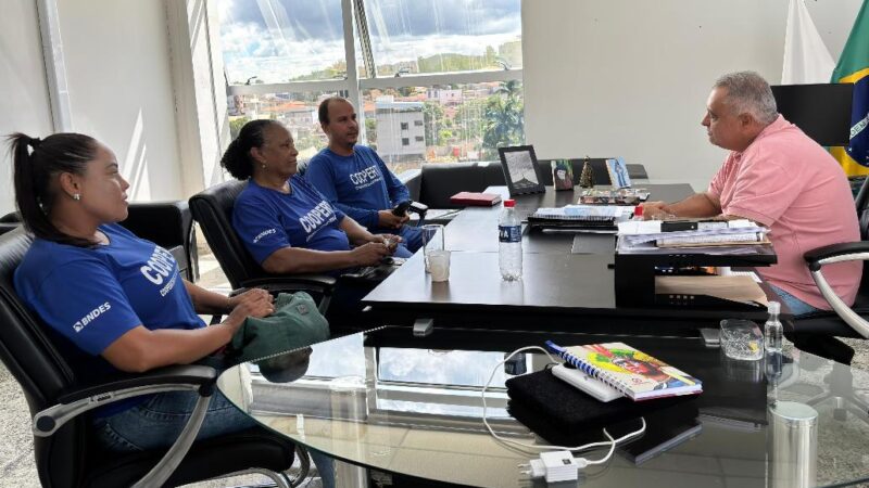 Prefeito recebe representantes da COOPERT para discutir demandas da cooperativa