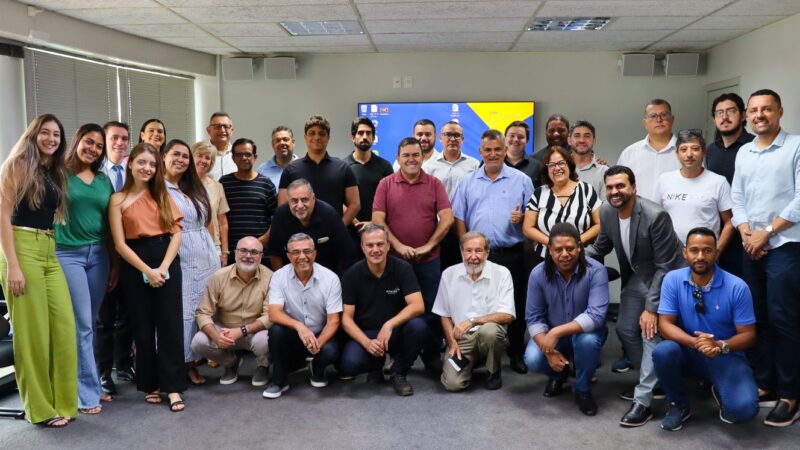 ACE Itaúna e CDL Itaúna realizam reunião com vereadores para conhecerem ações e iniciativas das entidades