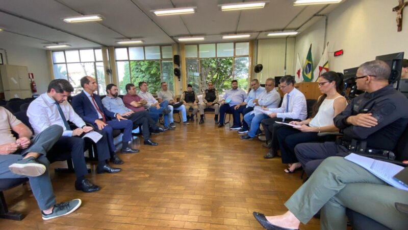 Segurança pública: entre as propostas, a atuação de apaqueanos em serviços de capina e limpeza urbana