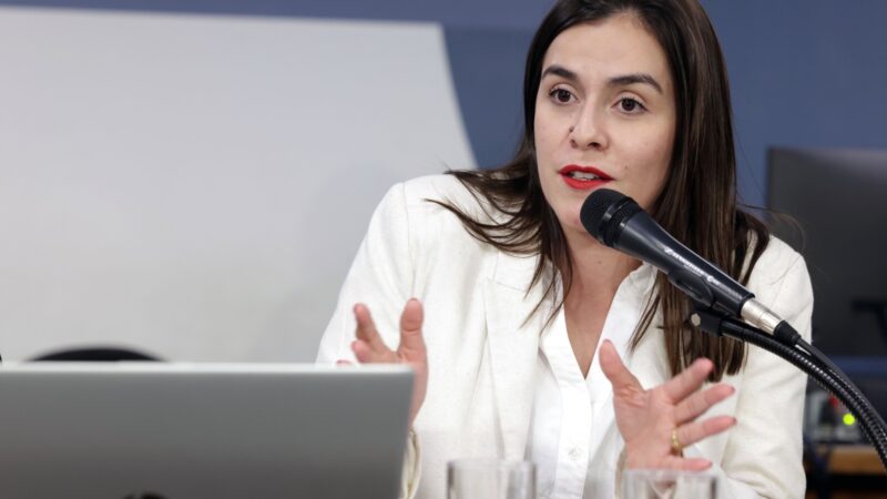 Deputada aprova projeto para conscientização sobre ruídos no trânsito e proteção de autistas
