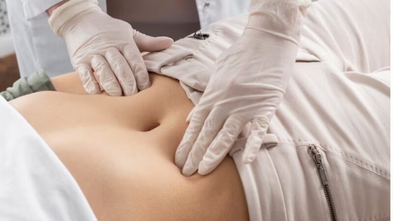 Mulher coloca silicone, faz lipoaspiração e foge sem pagar a conta do hospital em BH