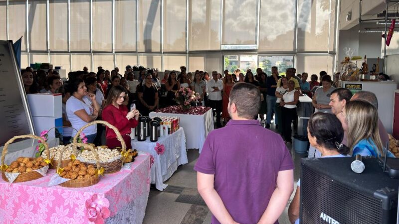 Servidoras municipais foram homenageadas na manhã desta sexta-feira, 7